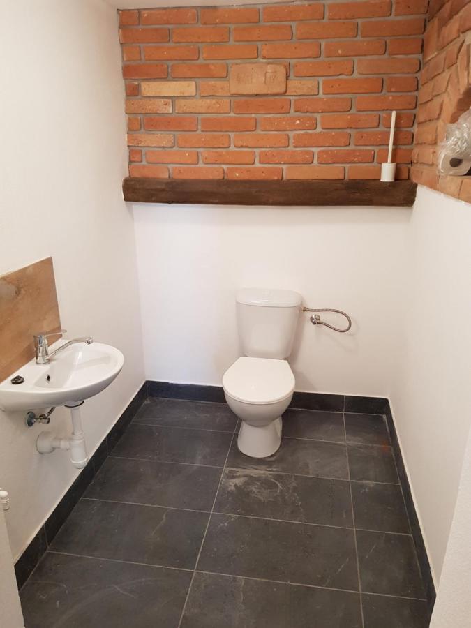 Apartman S Vinnym Sklepem Viktorie Pouzdrany Buitenkant foto